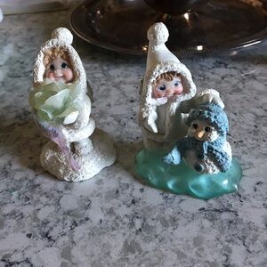 Northern lights dreamsicle vintage set of 2 figurines